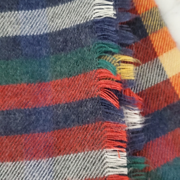 Scarf - Picture 2 of 4